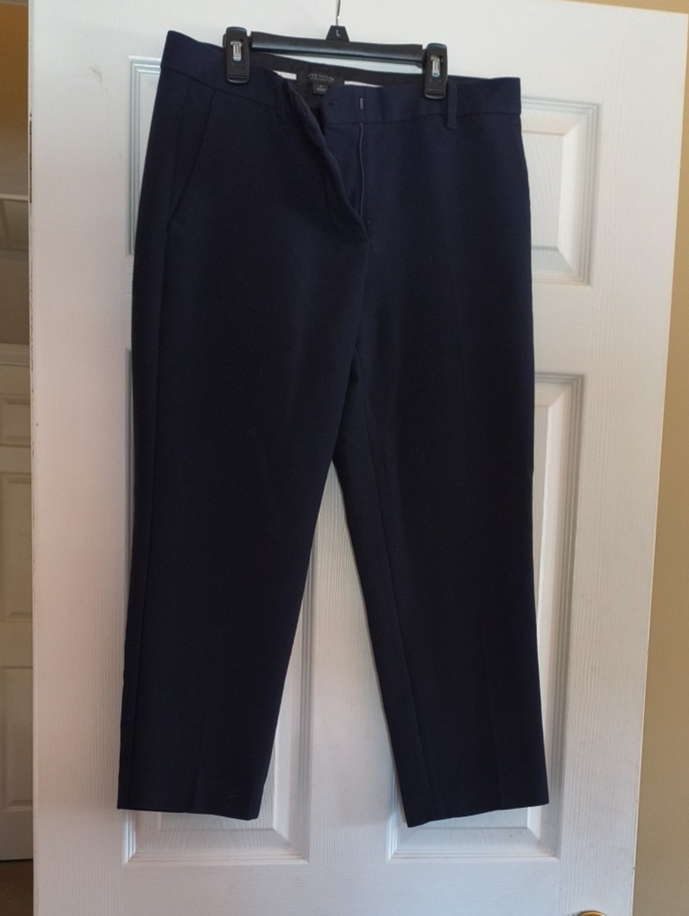 Ann Taylor Navy Cropped Straight-Leg Pants